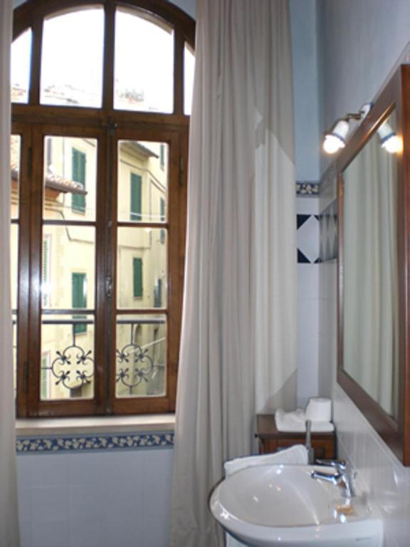 Residenza Palazzo Saloni 3* Montalcino